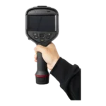 Cámara termográfica Guide serie Hammer II, en uso con una mano