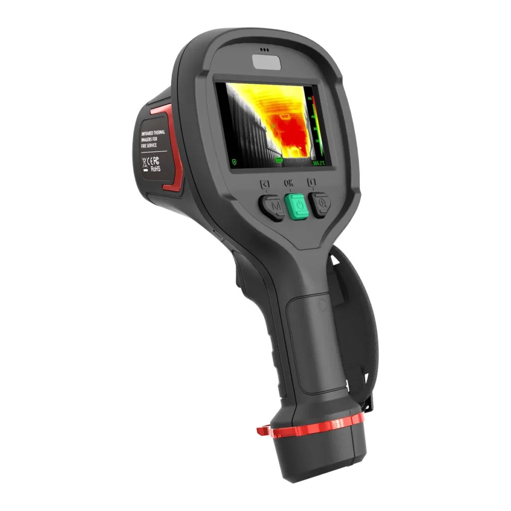 Cámara térmica Guide serie PR II para bomberos, vista en tres cuartos con pantalla